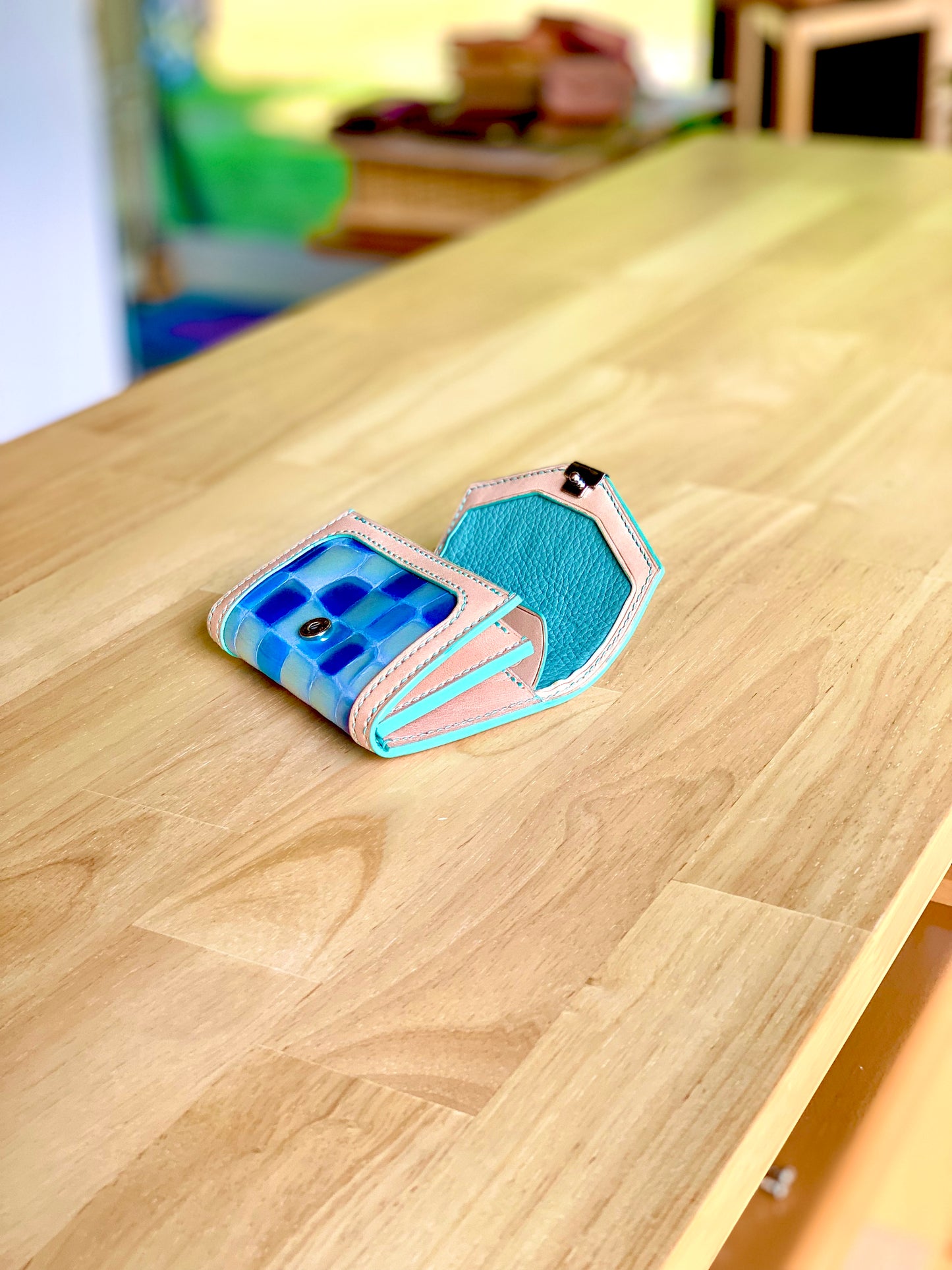 『Sand Beach』ステンドグラスレザーミニ財布