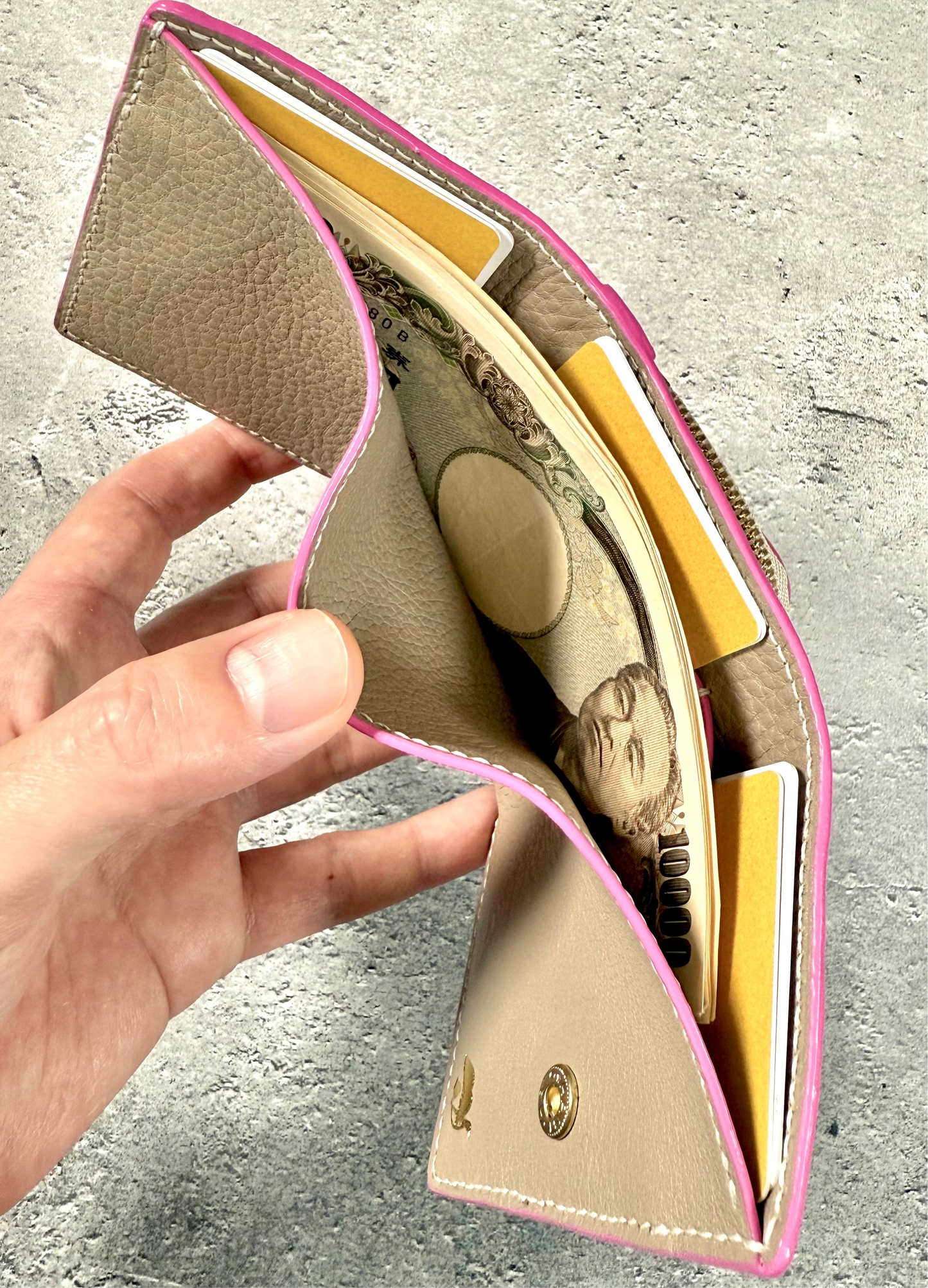 【受注製作】選べるコバカラーの三つ折り財布(レザー:ブラック)